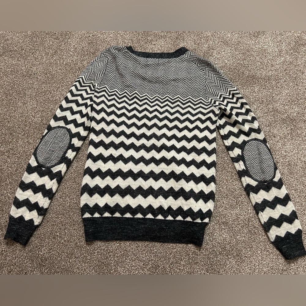 Wallace Medium Chevron Patterned Cardigan - image 2